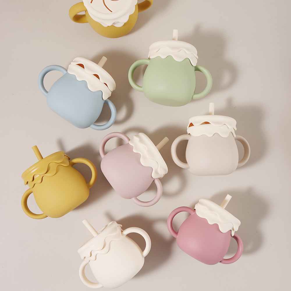 Copo de bebê personalizado de  - Baby Products Cream avaliação e preço